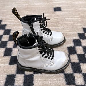 Dr. Martens Toddler boots - white - Size 8